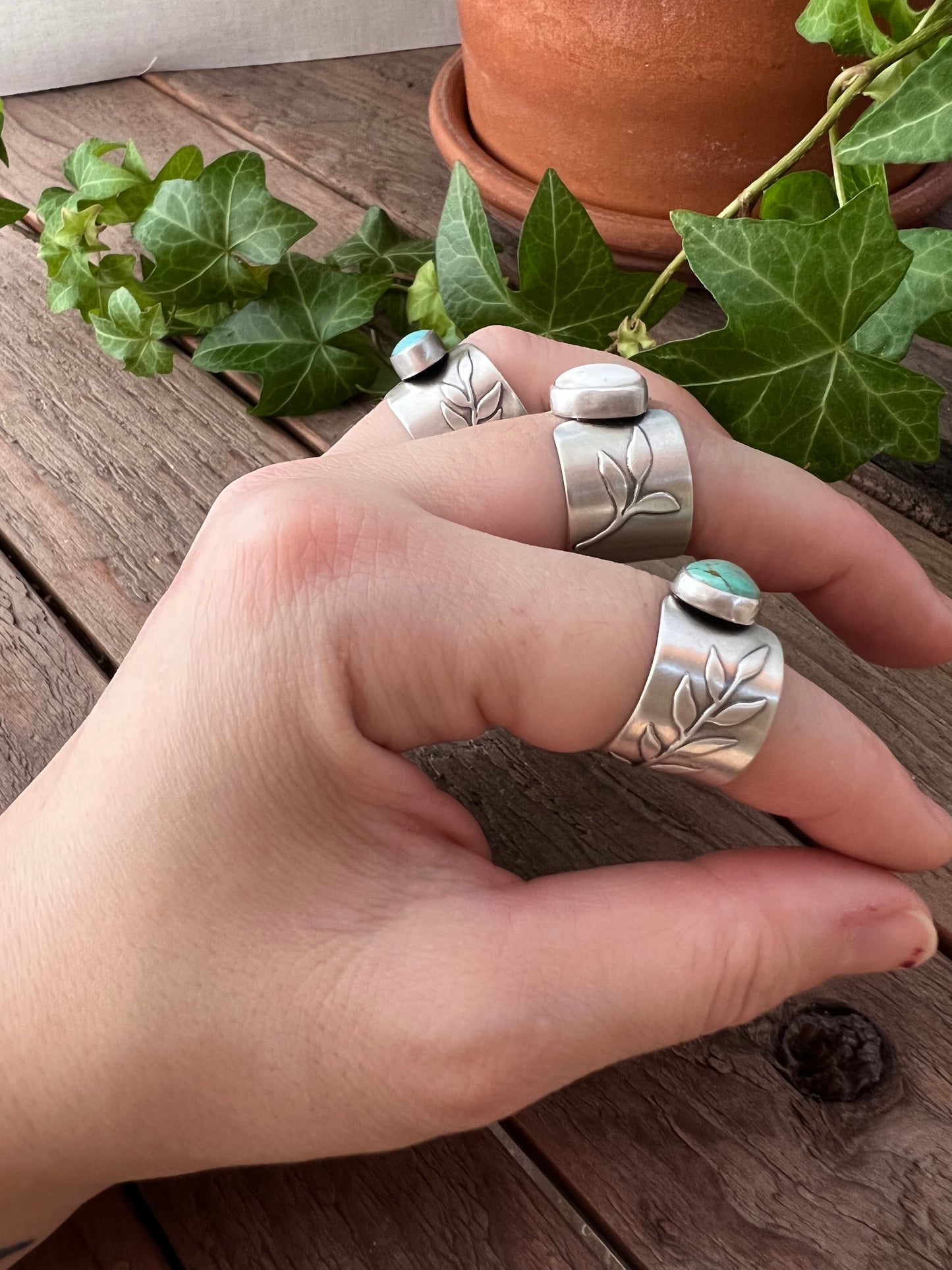 Turquoise Botanical Ring / Size 6 1/2 - 7