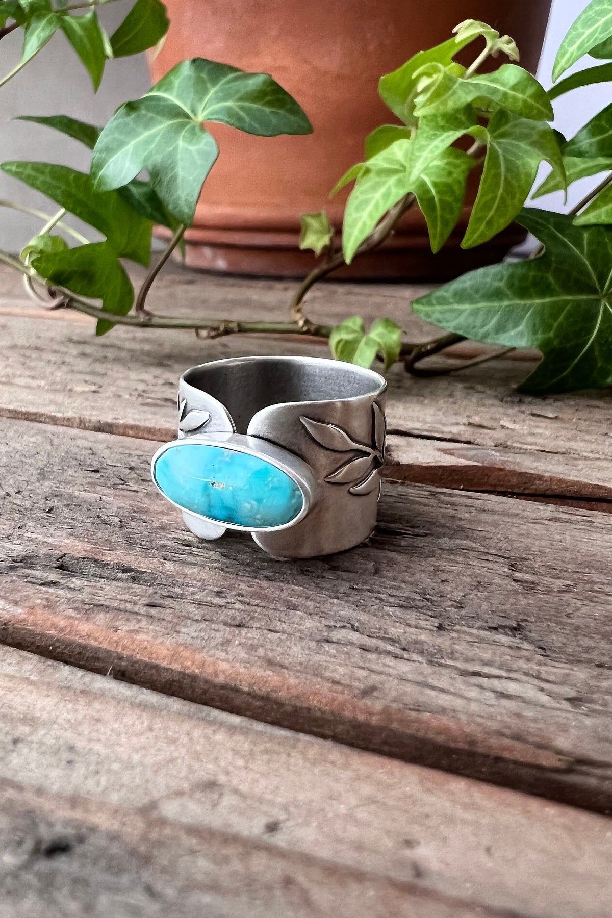 Turquoise Botanical Ring / Size 6 1/2 - 7