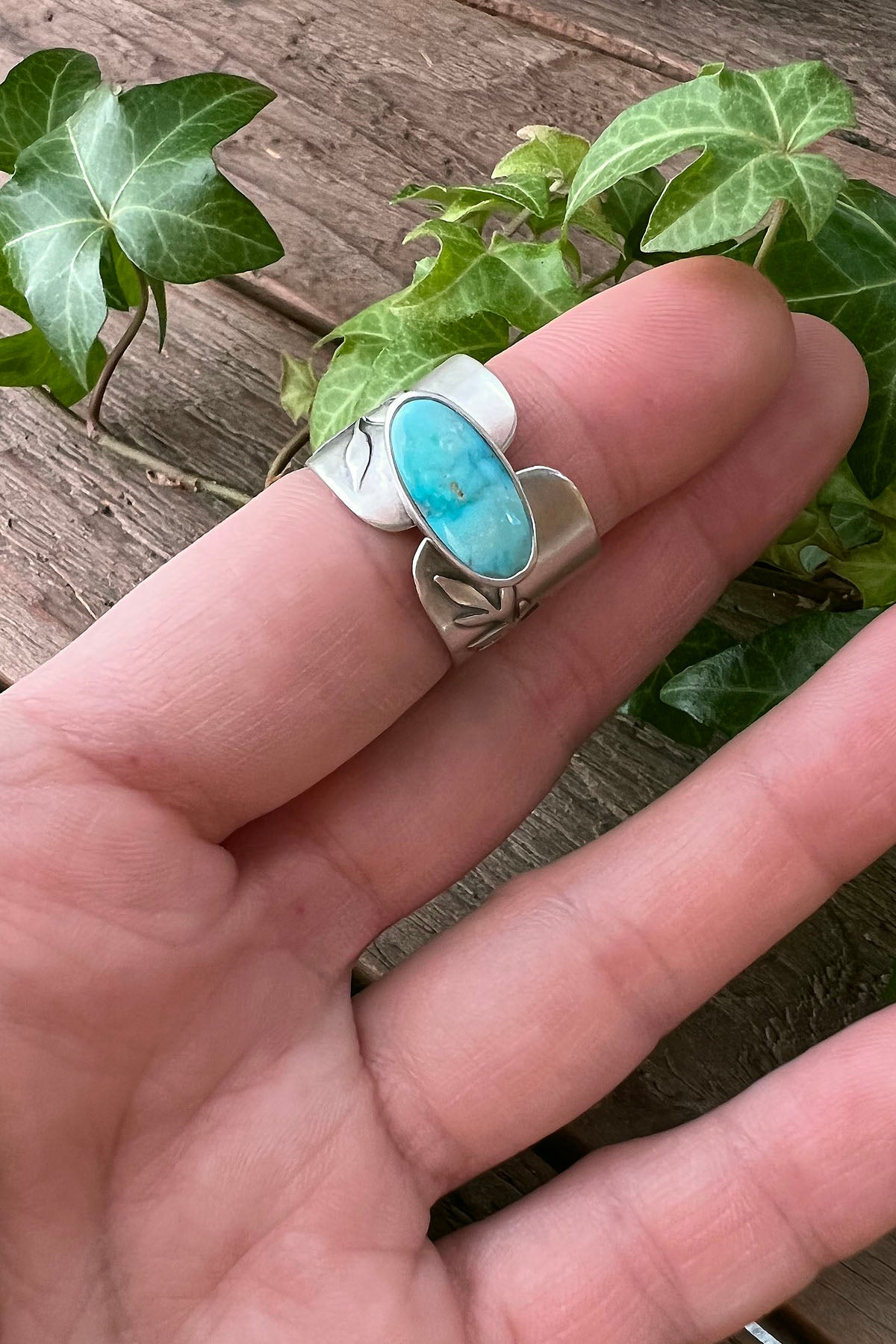 Turquoise Botanical Ring / Size 6 1/2 - 7
